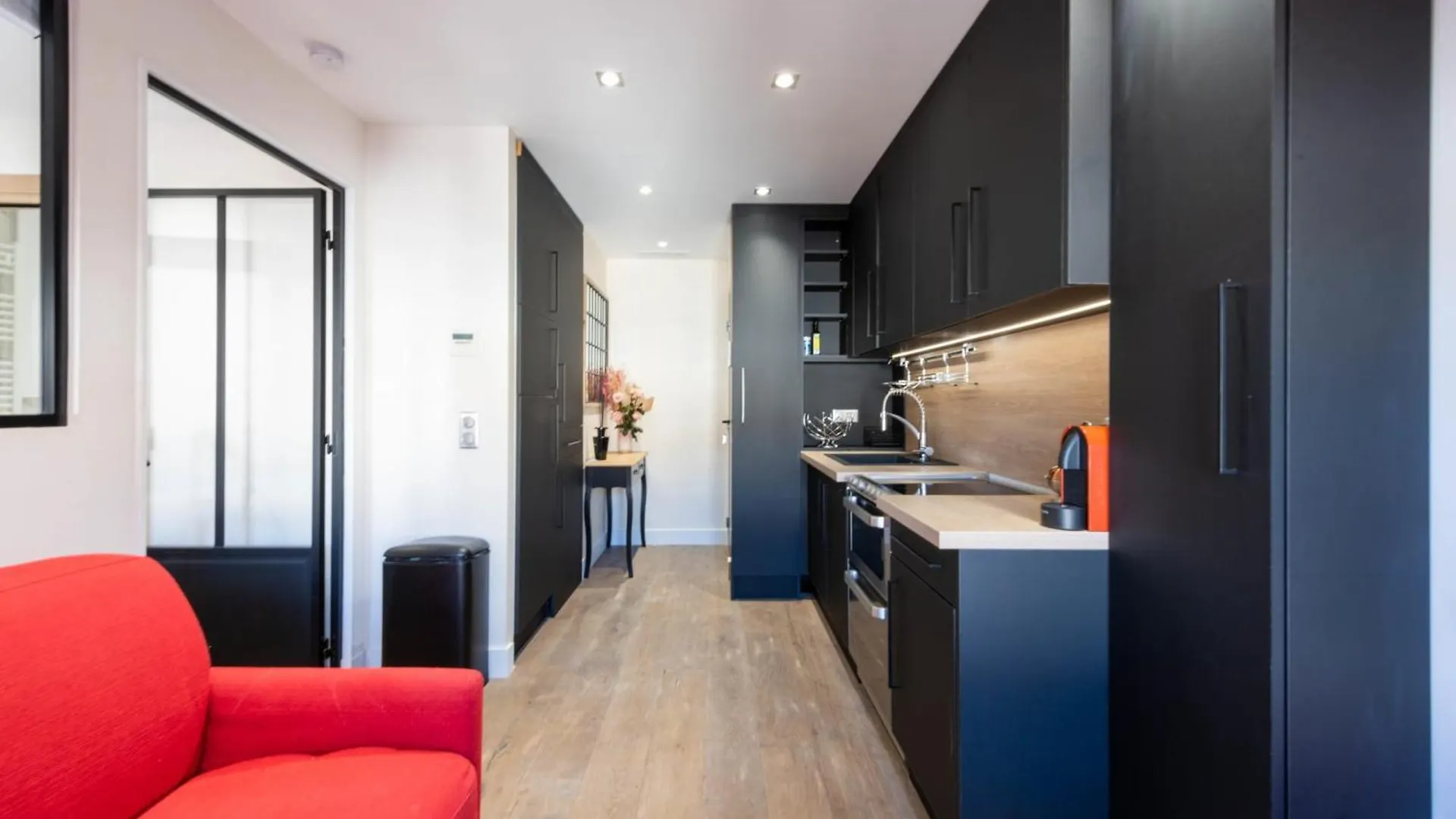1-Br Apartment With Air Conditioning Near La Croisette 戛纳 法国