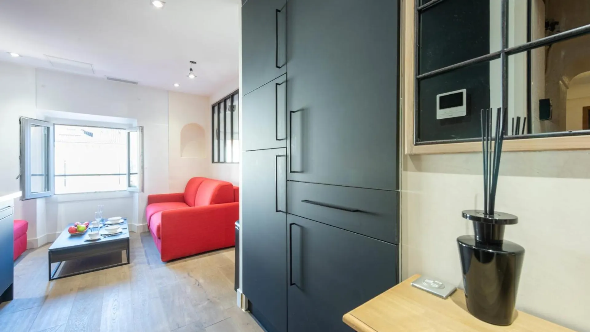 1-Br Apartment With Air Conditioning Near La Croisette Cannes France
